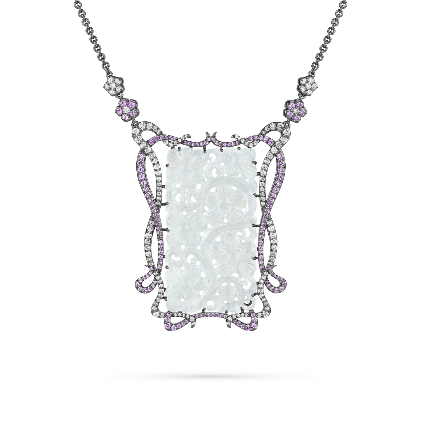Jade pendant necklace