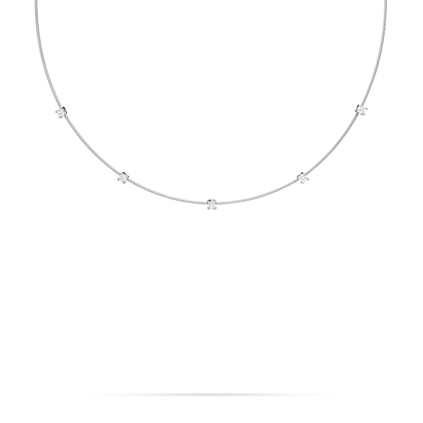 Single Unity Necklace With 5 Diamonds